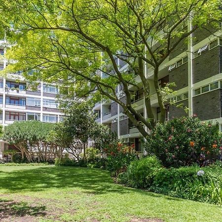 Tranquil Garden Studio With Pool Mountain Views เคปทาวน์ ภายนอก รูปภาพ